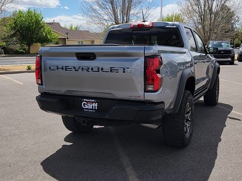 Used 2024 Chevrolet Colorado ZR2 w/ Technology Package AWD/4WD image 16