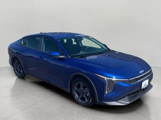Used 2025 Kia K4 FWD video 1