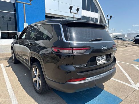 Used 2022 Jeep Grand Cherokee L Limited AWD/4WD image 7
