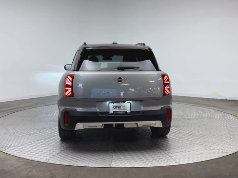 New 2025 MINI Cooper Countryman SE image 7