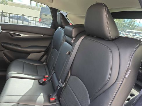 Certified 2023 INFINITI QX50 Luxe image 10