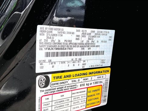 Used 2025 Ford Expedition Max Platinum image 33