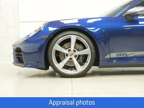 Certified 2025 Porsche 911 Carrera T RWD image 44