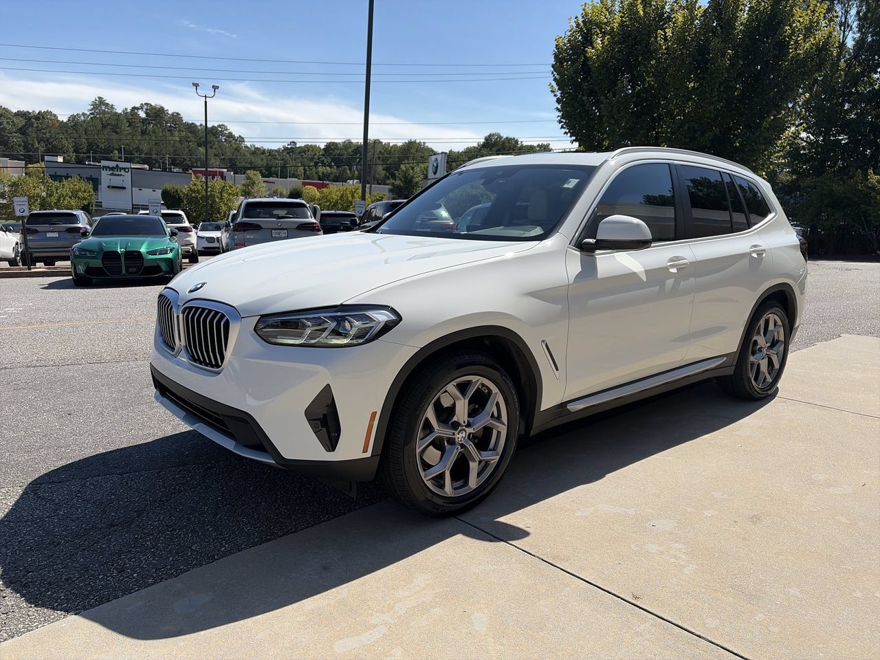 Used 2022 BMW X3 xDrive30i w/ Premium Package 2 (ZPA) AWD/4WD image 4