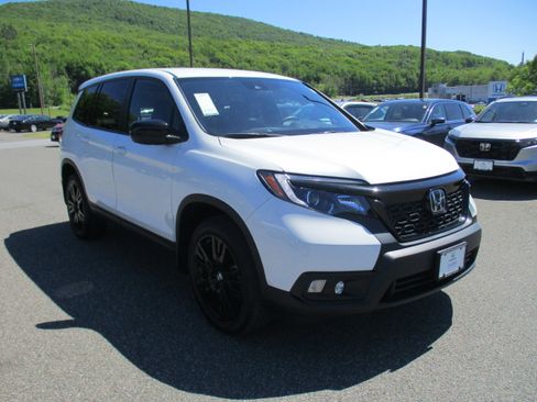 Certified 2021 Honda Passport Sport image 3