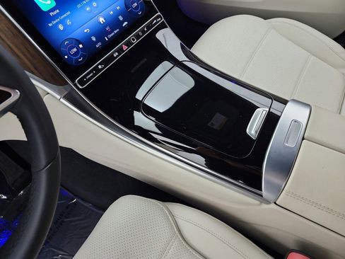 Certified 2026 Mercedes-Benz GLC 300 image 11