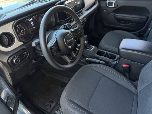 Used 2024 Jeep Wrangler Sport AWD/4WD image 15