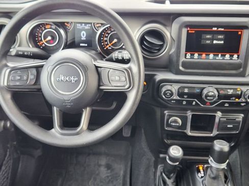 Certified 2022 Jeep Wrangler Unlimited Sport AWD/4WD image 29