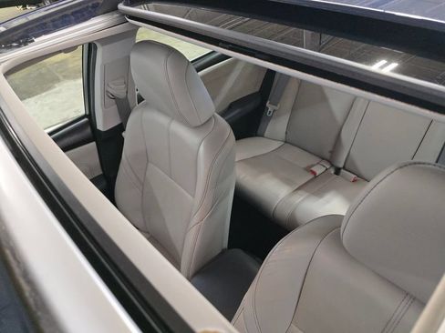 Used 2014 Toyota Avalon Limited FWD image 21