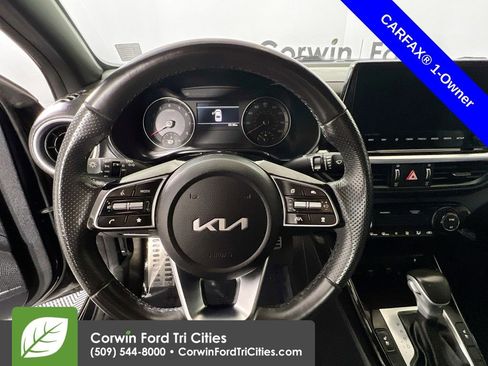 Used 2024 Kia Forte GT-Line w/ GT-Line Premium Package image 8