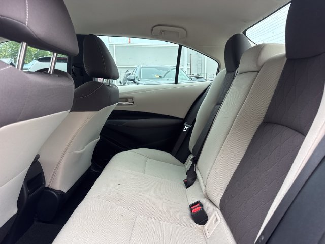 Used 2020 Toyota Corolla LE FWD image 11