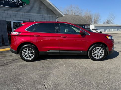Used 2023 Ford Edge SEL w/ Convenience Package AWD/4WD image 2
