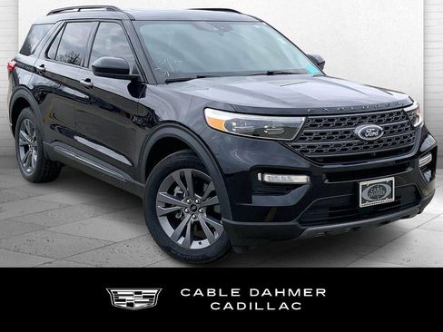 Used 2023 Ford Explorer XLT w/ Equipment Group 202A image 1