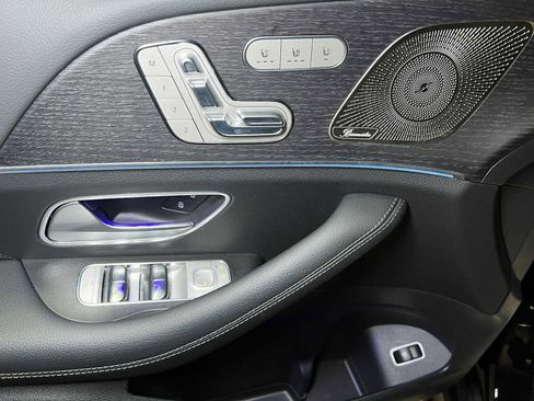 Used 2025 Mercedes-Benz GLE 350 4MATIC image 22