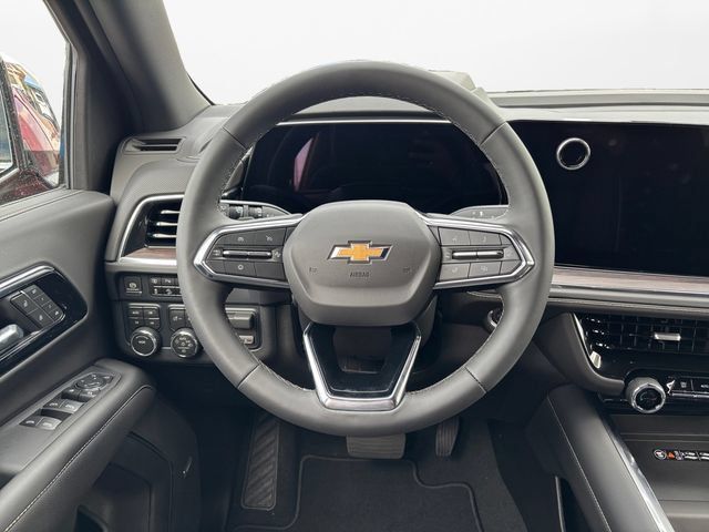 Used 2026 Chevrolet Tahoe Premier AWD/4WD image 12