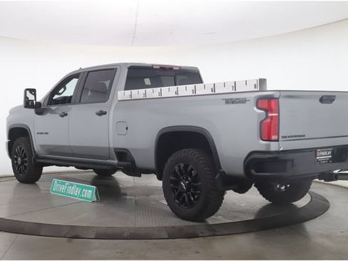 Used 2026 Chevrolet Silverado 2500 LT w/ Trail Boss Package AWD/4WD image 8