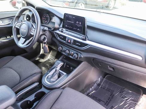 Used 2022 Kia Forte Sedan FWD image 16