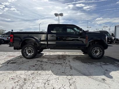 New 2026 Ford F250 Lariat w/ Black Appearance Package