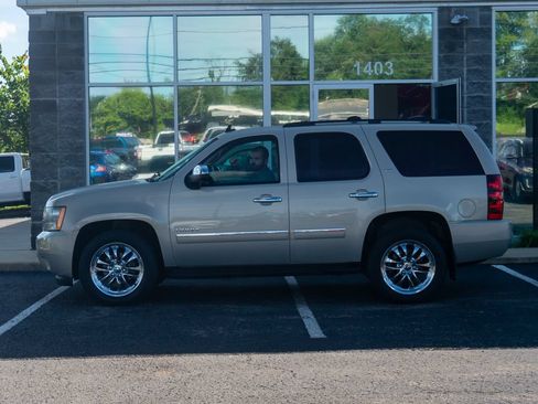 Used 2012 Chevrolet Tahoe LTZ AWD/4WD image 5
