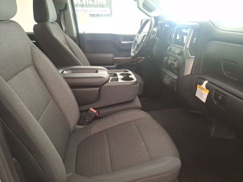 Used 2020 Chevrolet Silverado 1500 LT w/ All-Star Edition image 21