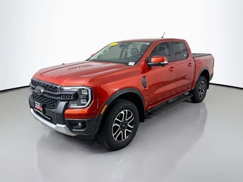 Used 2024 Ford Ranger Lariat w/ Trailer Tow Package AWD/4WD image 3