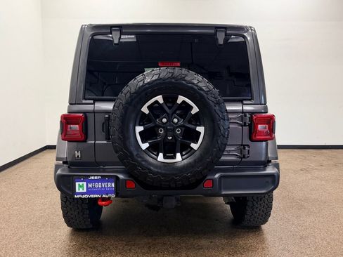 Used 2025 Jeep Wrangler Unlimited Rubicon w/ Safety Group AWD/4WD image 4