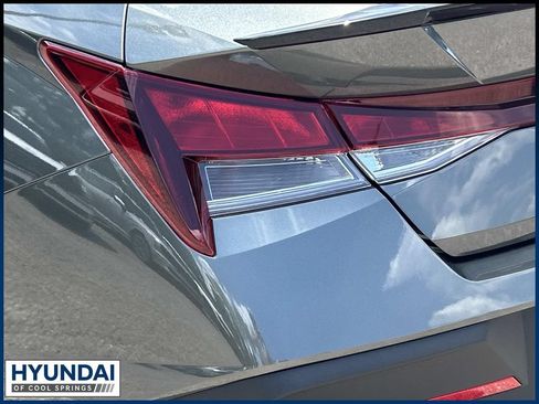 New 2026 Hyundai Elantra SEL Sport FWD image 13