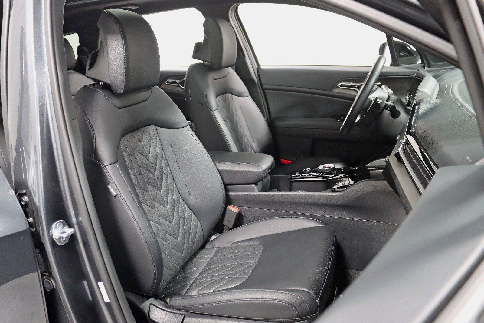 Used 2024 Kia Sportage X-Line AWD/4WD image 25