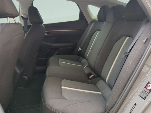 Used 2021 Hyundai Sonata SE image 12