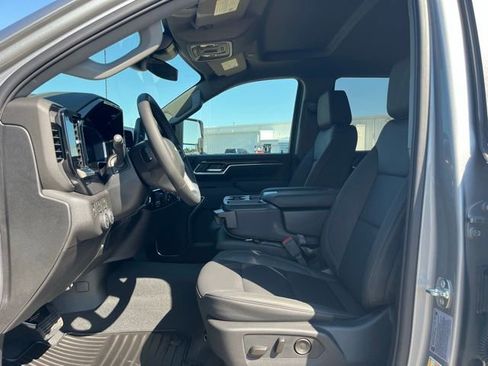 New 2026 Chevrolet Silverado 2500 LT w/ Leather Package AWD/4WD image 14