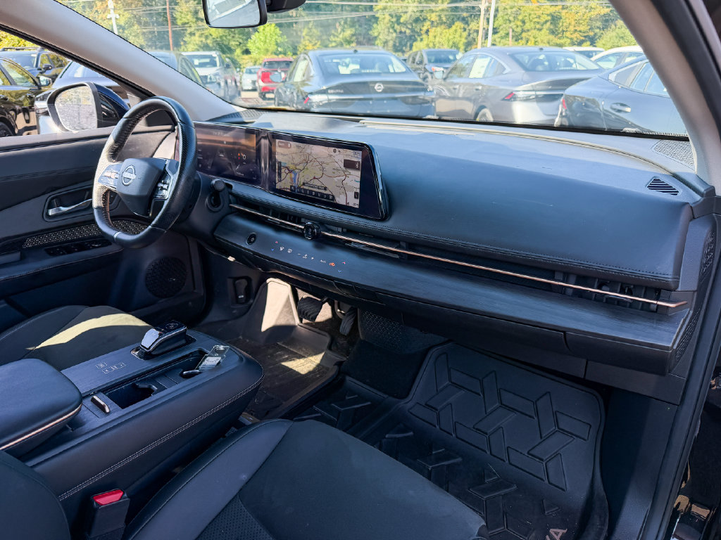 Certified 2023 Nissan Ariya FWD image 10