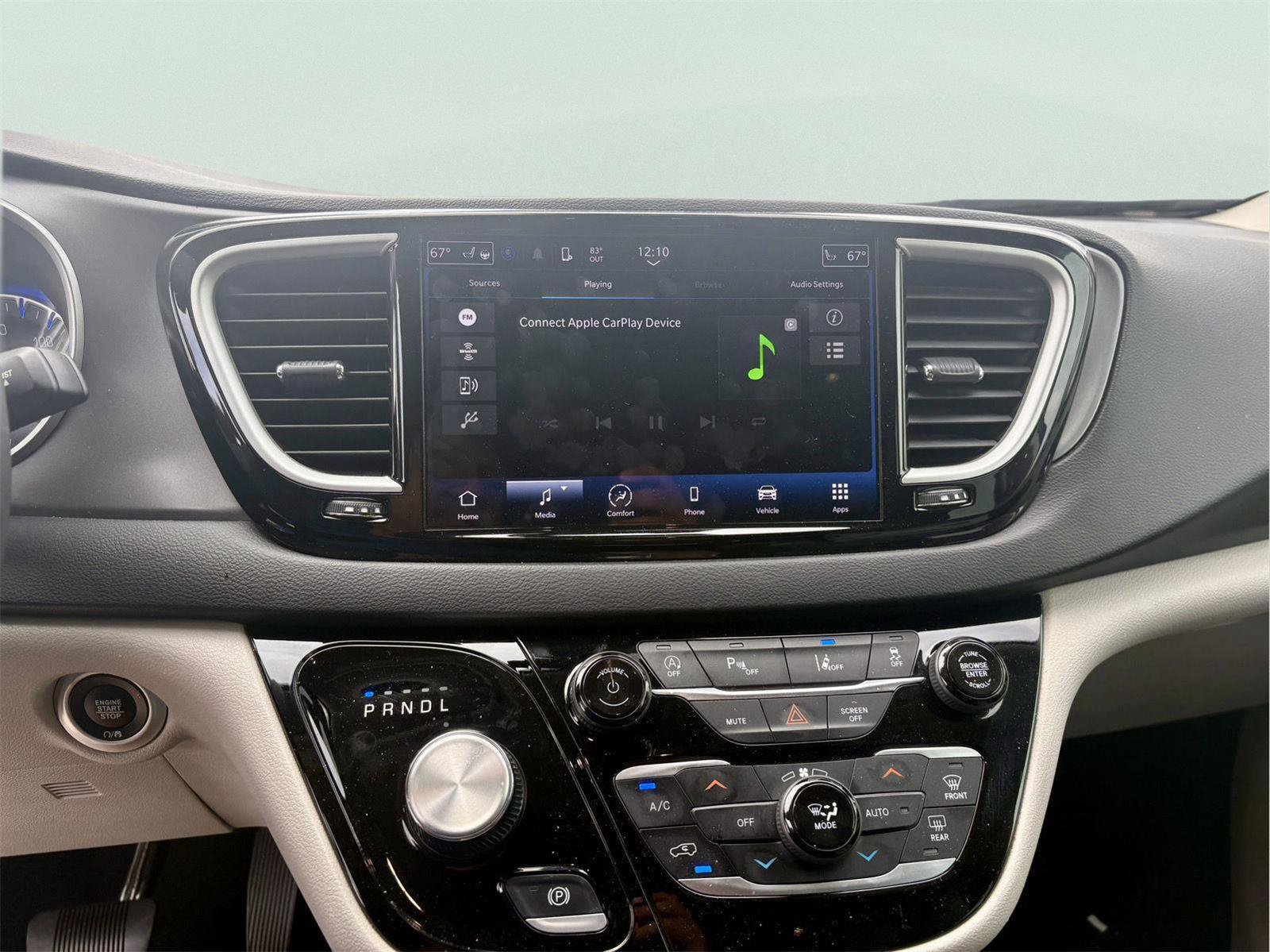 Used 2023 Chrysler Pacifica Touring-L FWD image 14