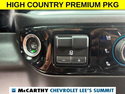 Used 2025 Chevrolet Silverado 2500 High Country w/ High Country Premium Package AWD/4WD image 10