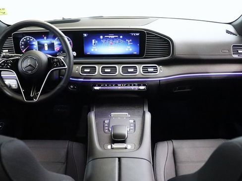 Used 2024 Mercedes-Benz GLE 450 4MATIC w/ AMG Line Exterior image 23