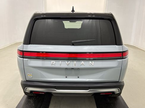 Used 2024 Rivian R1S Adventure AWD/4WD image 4