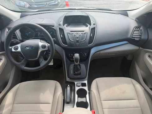 Used 2016 Ford Escape SE FWD image 7