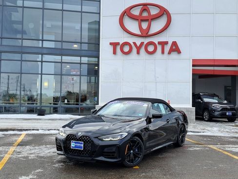 Used 2024 BMW 440i xDrive Convertible w/ Premium Package image 1