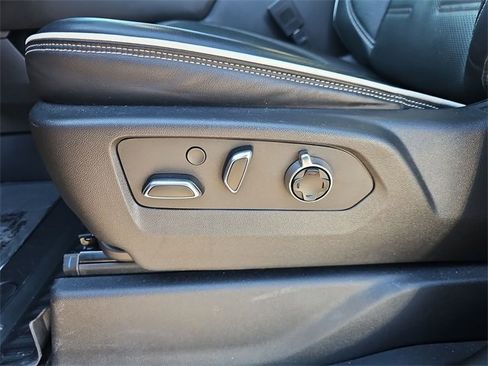 Used 2022 GMC Sierra 1500 AT4X image 21