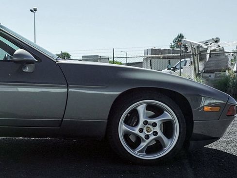 Used 1988 Porsche 928 S4 RWD image 11