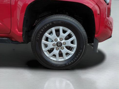 Used 2025 Toyota Tacoma SR5 image 10