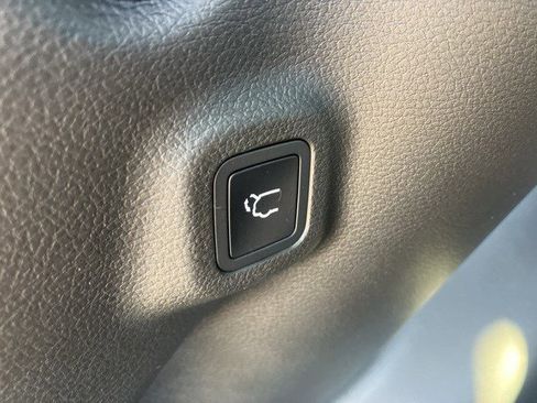 New 2026 Jeep Compass Trailhawk w/ Sun, Sound & Navigation Group image 27