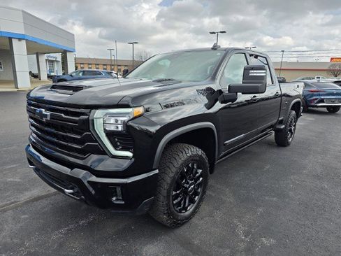 Used 2025 Chevrolet Silverado 2500 High Country w/ High Country Premium Package image 8