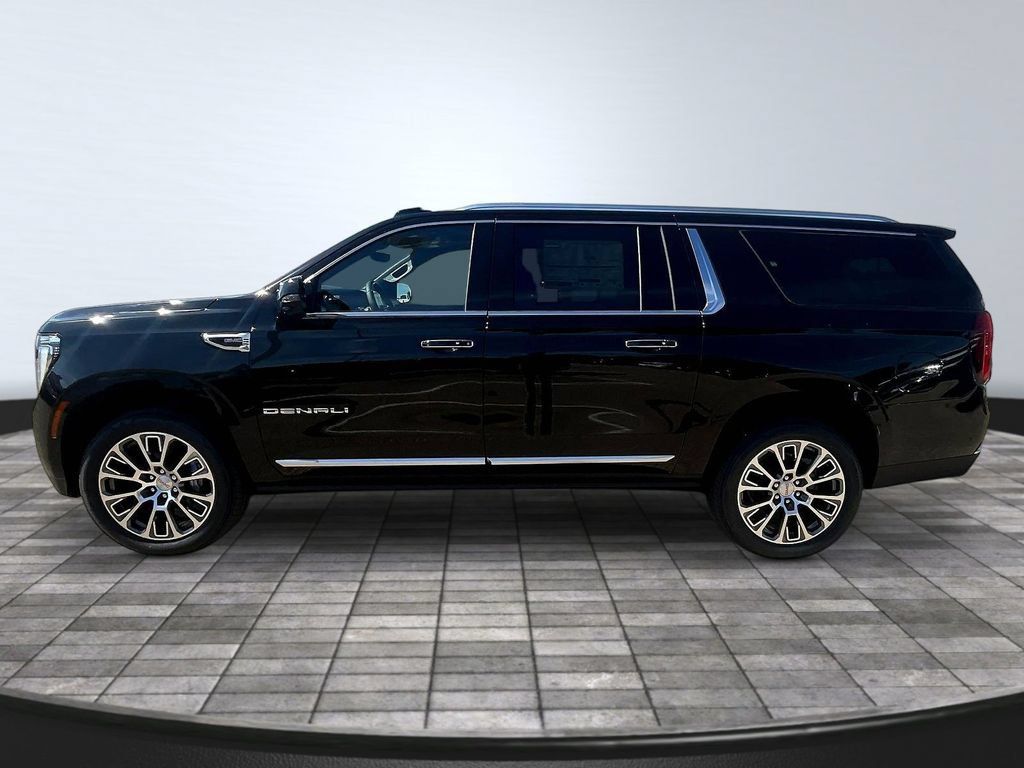 New 2026 GMC Yukon XL Denali w/ Denali Reserve Package AWD/4WD image 15