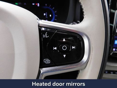 Used 2023 Volvo XC60 B5 Plus w/ Protection Package Premier image 26