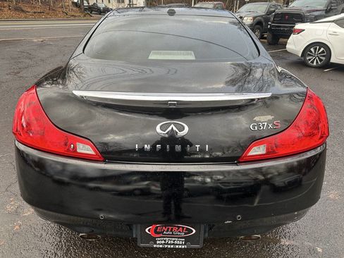 Used 2011 INFINITI G37 x Coupe w/ Premium Pkg image 6