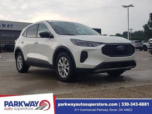 Used 2023 Ford Escape Active w/ Tech Pack #1 AWD/4WD image 1