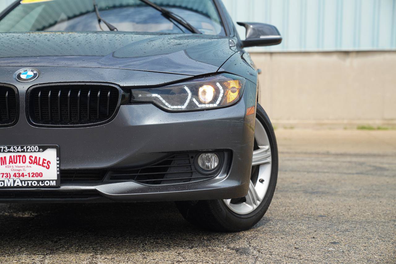 Used 2013 BMW 328i Sedan RWD image 2