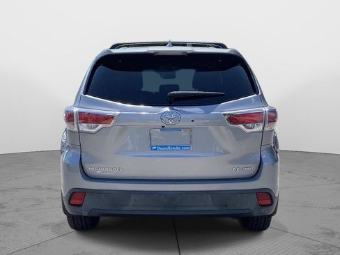 Used 2015 Toyota Highlander Plus AWD/4WD image 4