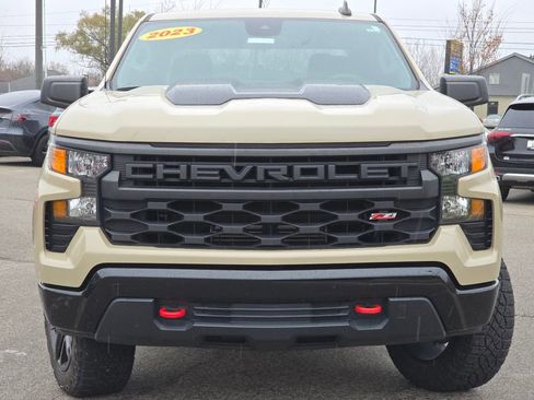 Used 2023 Chevrolet Silverado 1500 Custom Trail Boss w/ LPO, Dark Essentials Package image 15