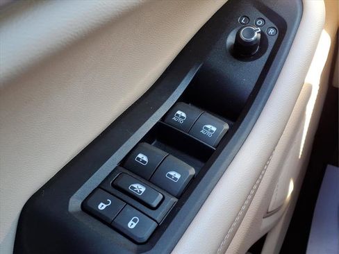 Used 2023 Jeep Grand Cherokee Limited AWD/4WD image 20